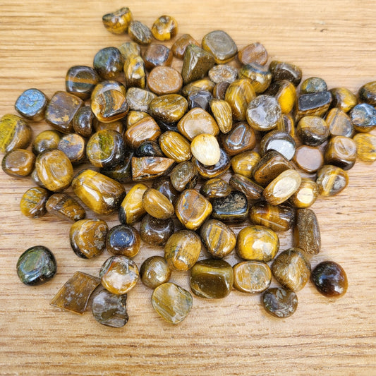 Tigers eye crystal chips